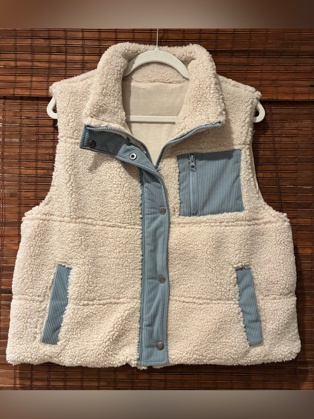 Women's Cream Sherpa Vest with Blue Trim - Picture 2 of 5